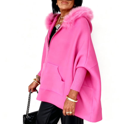 Detalle blazer mujer Capa María— Chaqueta De Mujer Cálida Para El Invierno – vista frontal | Horizoncor