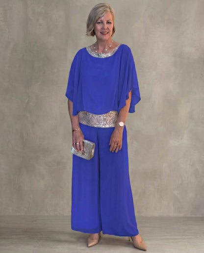 Modelo con conjunto elegante para dama Ember  Conjunto elegante de dos piezas | Horizoncor México