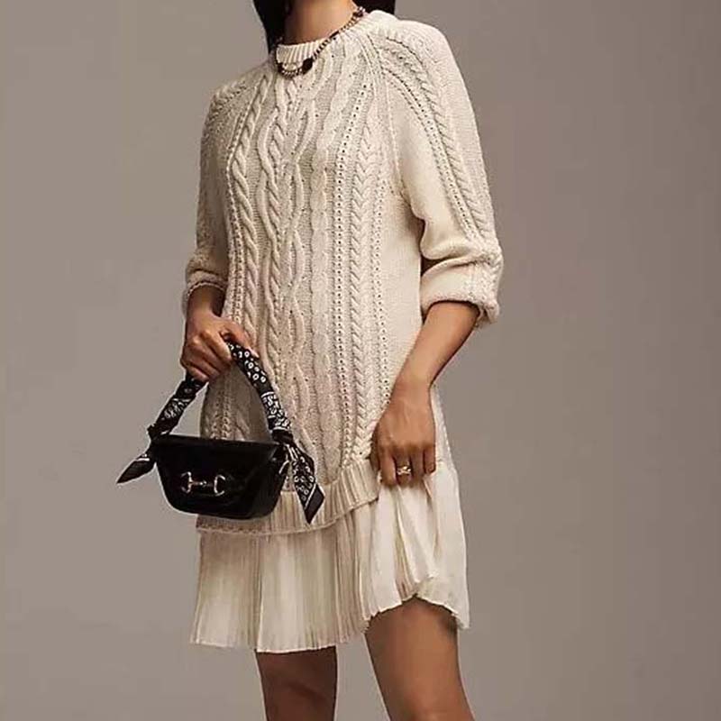 Modelo con vestido midi elegante Maya | Horizoncor México