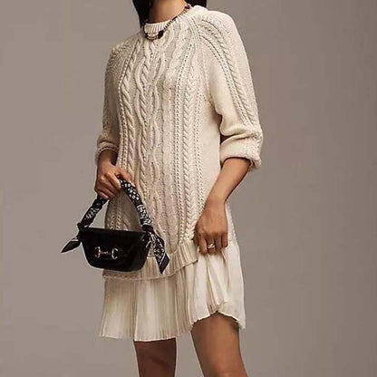 Modelo con vestido midi elegante Maya | Horizoncor México
