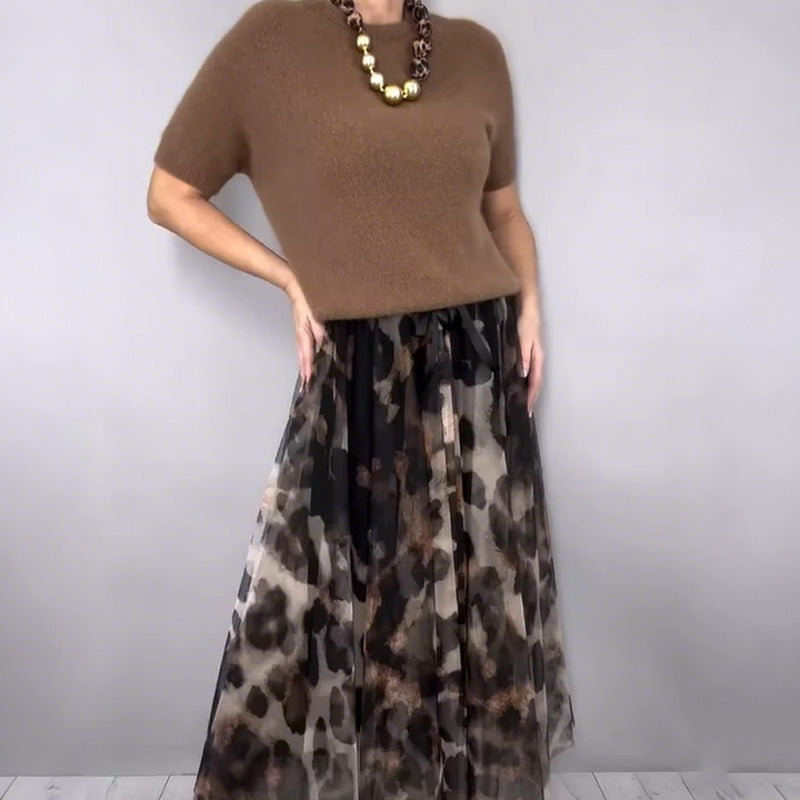 Conjunto de Falda y Blusa Leo – Beige | Horizoncor