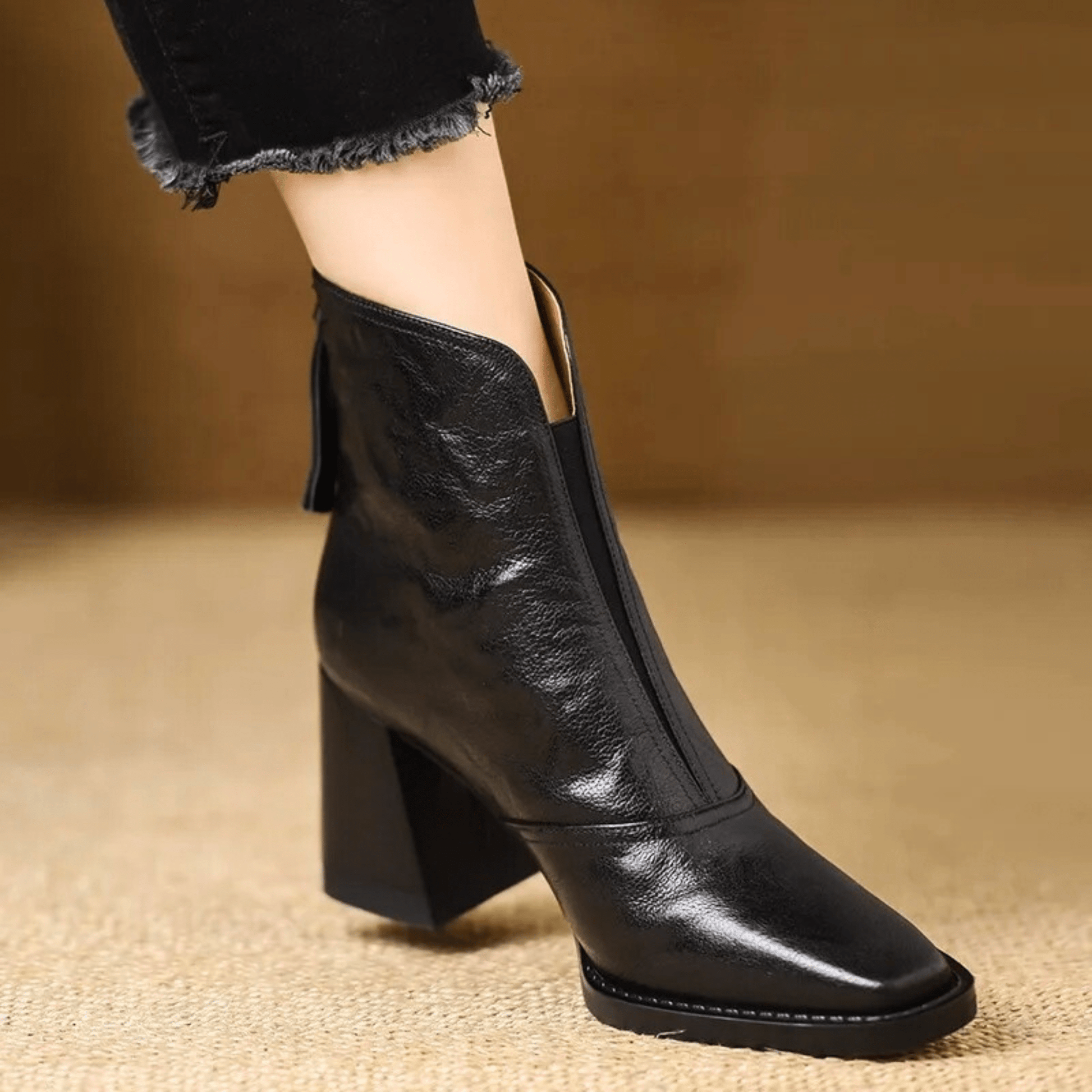 Detalle tacones mujer Claudia – vista frontal | Horizoncor